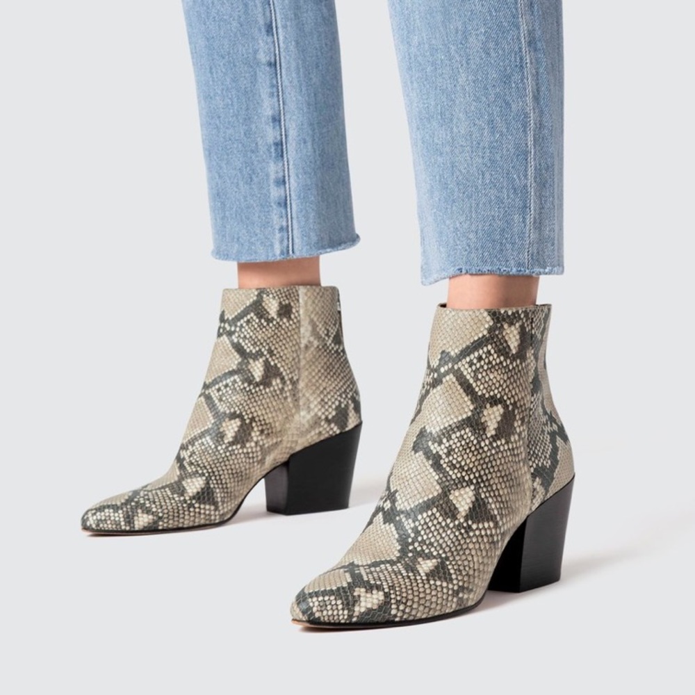 Dolce Vita Coltyn bootie